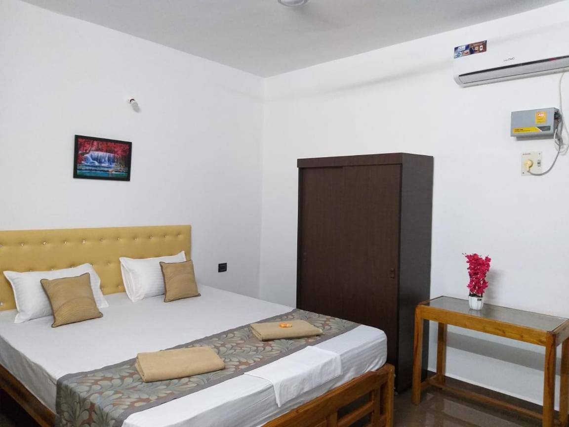 Oasis Beach Resort Agonda Buitenkant foto