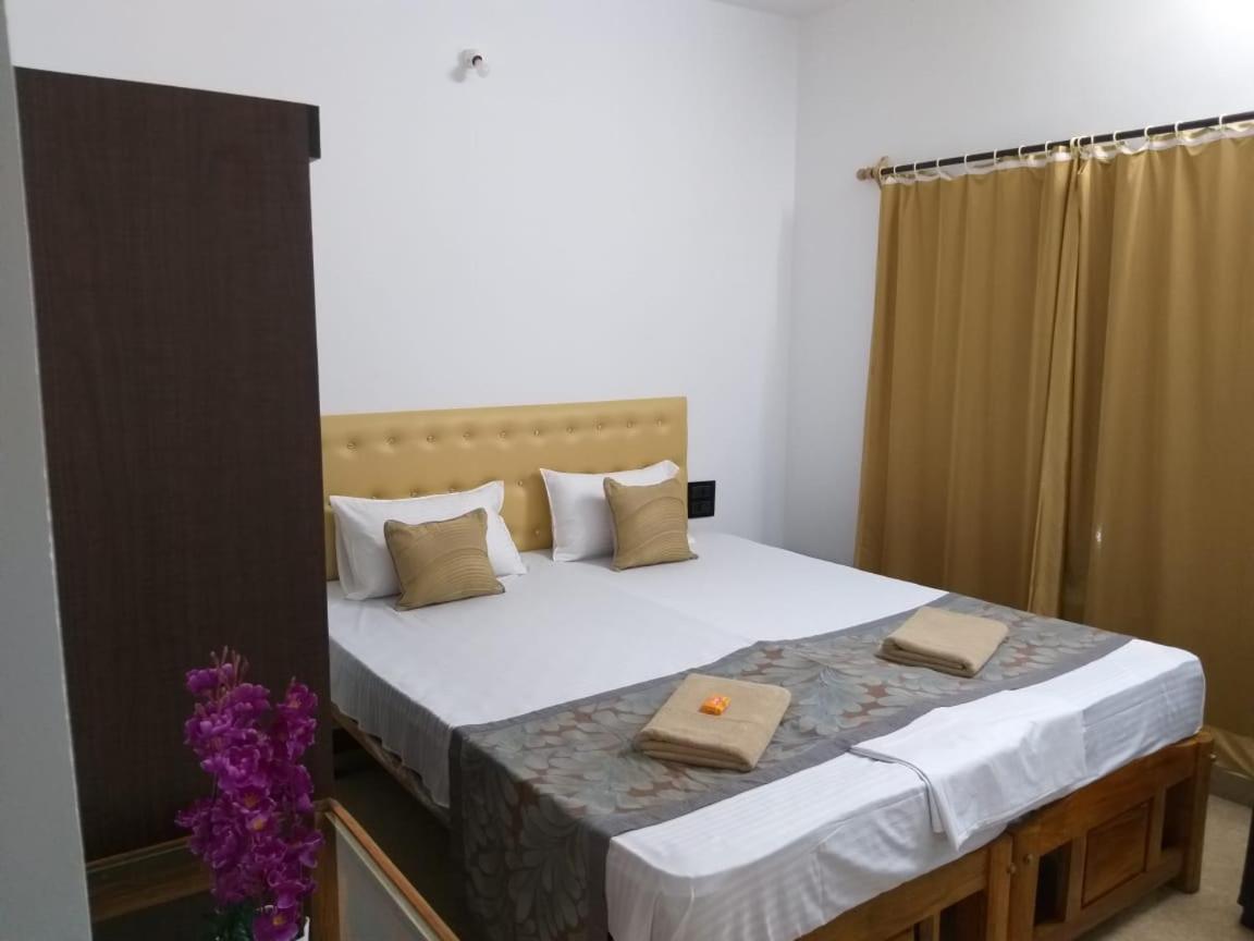 Oasis Beach Resort Agonda Buitenkant foto