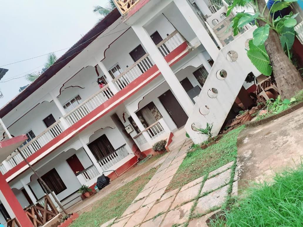 Oasis Beach Resort Agonda Buitenkant foto