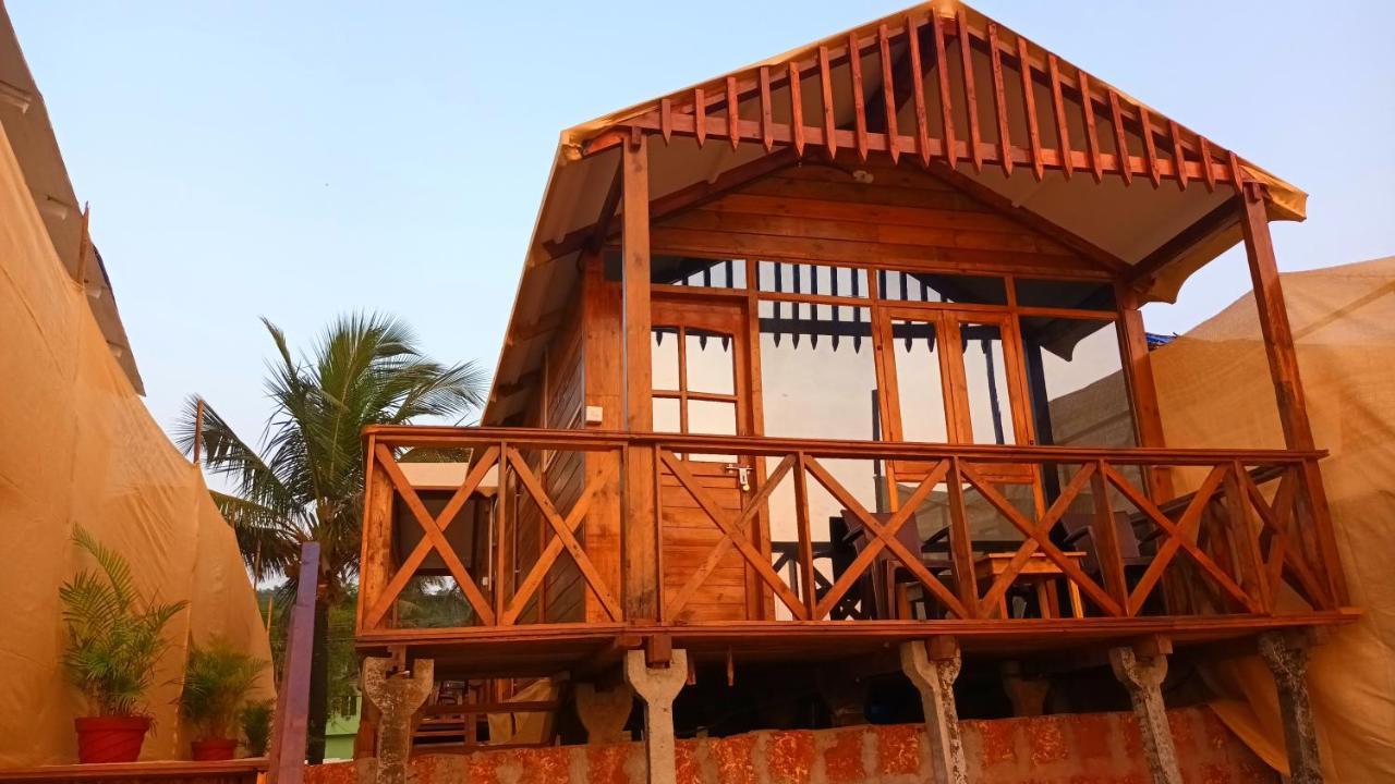 Oasis Beach Resort Agonda Buitenkant foto